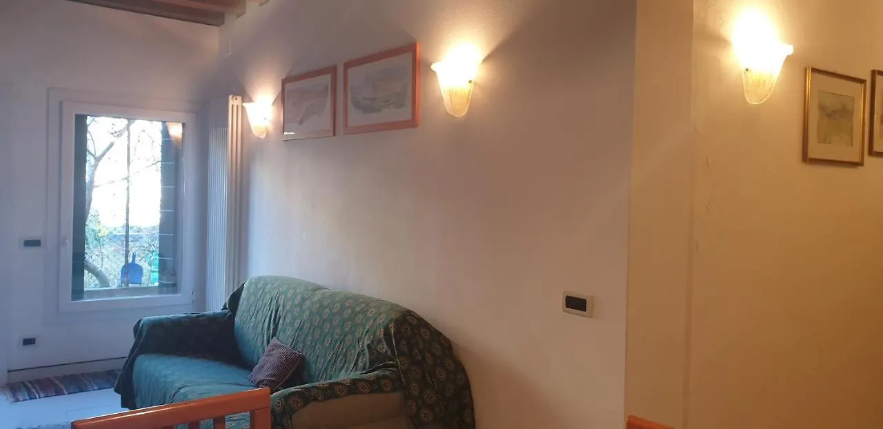 Beatiful Modern Flat Venice Centre With Private Lounge Green Area Relax Italy