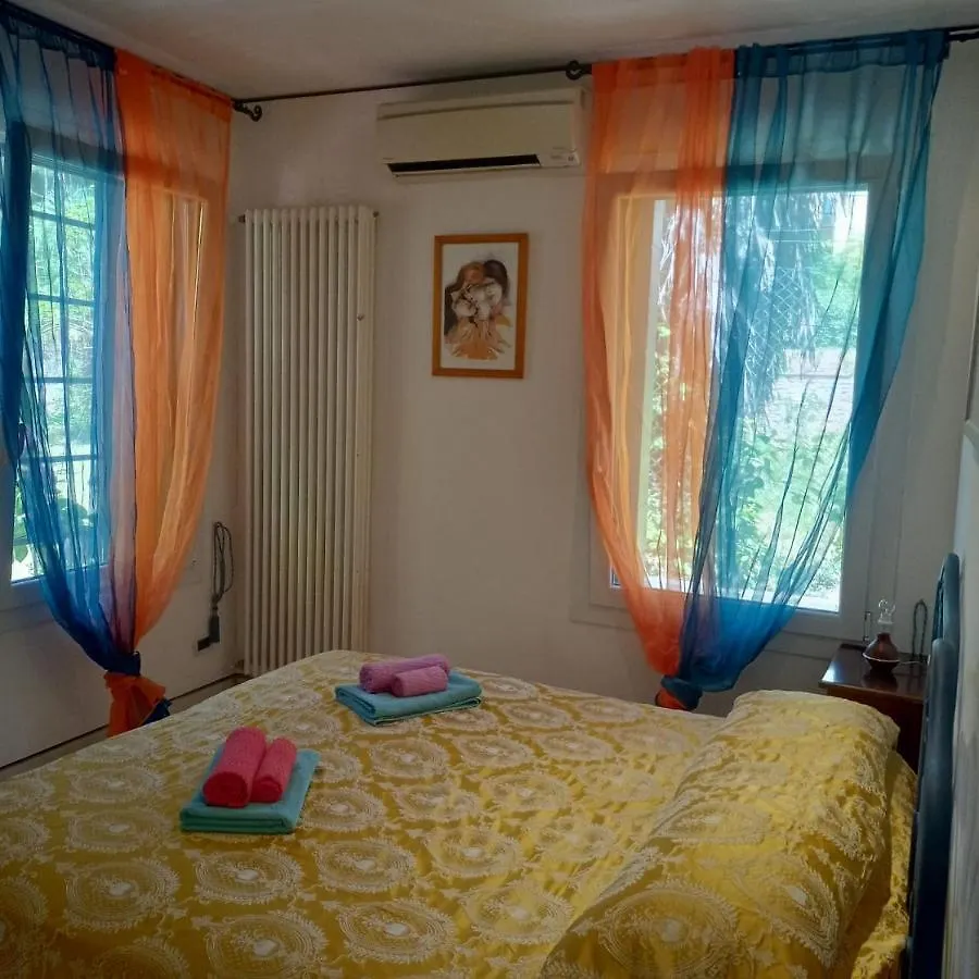 Apartment Beatiful Modern Flat Venice Centre With Private Lounge Green Area Relax